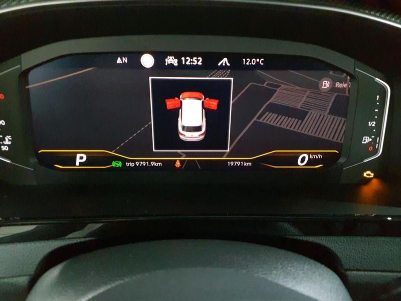 Volkswagen Arteon Shooting Brake 2.0 TSI R-Line — zdjęcie 18