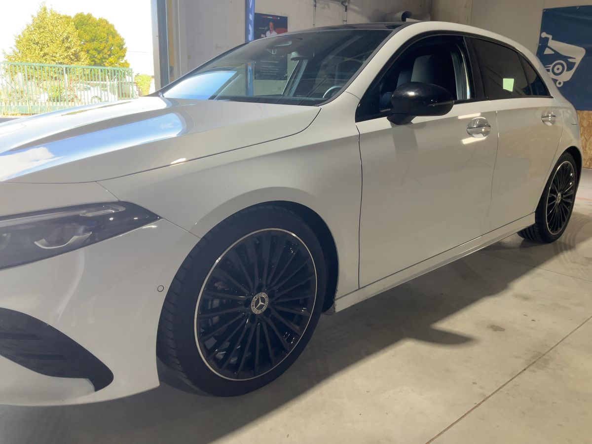 Mercedes-Benz A-Klasse A 180 AMG Line