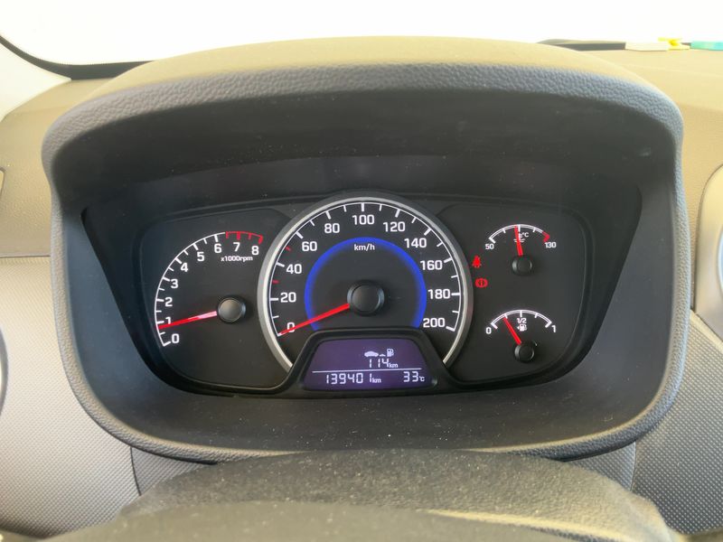 Hyundai i10 1.0 LPG Tech — zdjęcie 13
