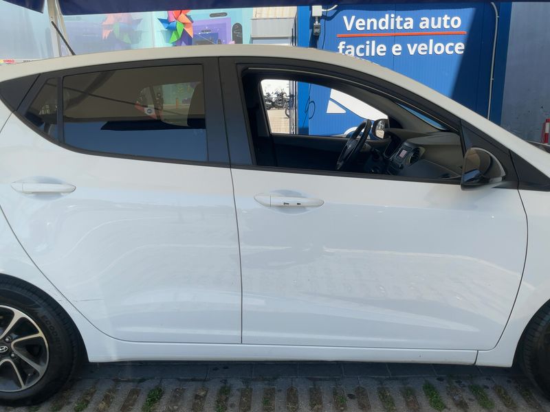 Hyundai i10 1.0 LPG Tech — zdjęcie 7