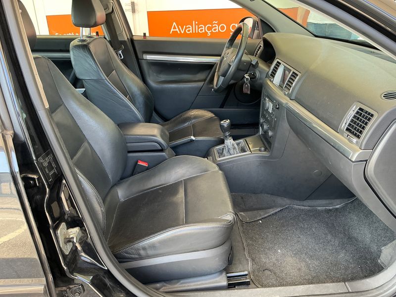 Opel Vectra 1.9 CDTI GTS / Sport — zdjęcie 3