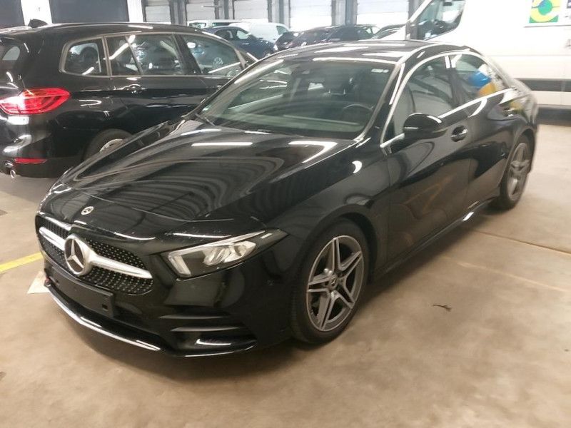 Mercedes-Benz A-Klasse Limousine A 200 AMG Line