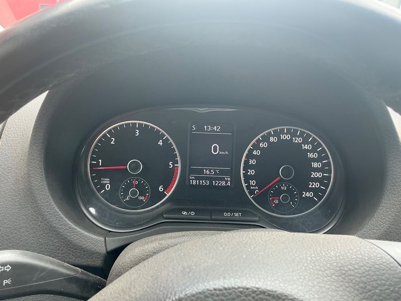Volkswagen Amarok 2.0 TDI Trendline DoubleCab 4Motion — zdjęcie 13