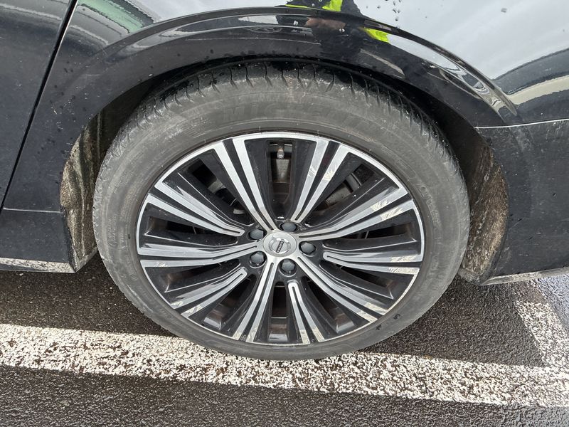 Volvo V90 2.0 T6 Plug-in Hybrid Inscription Expression AWD 2021 – снимка 21