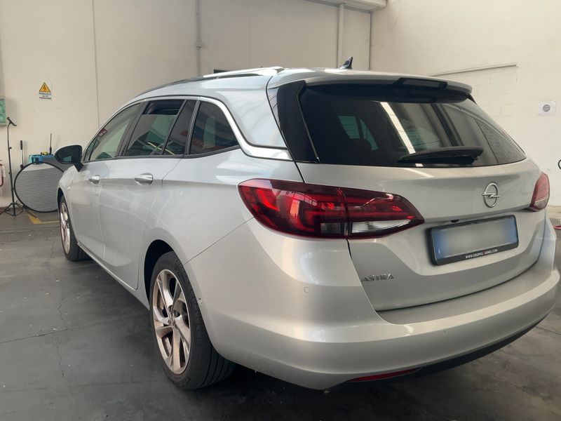Opel Astra 1.2 Turbo Business Elegance Start/Stop — zdjęcie 3