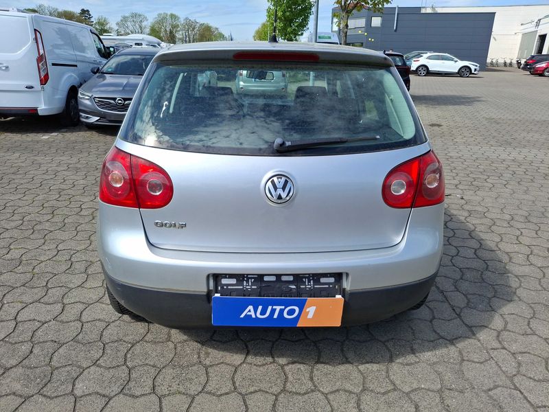 Volkswagen Golf V 1.4 Trendline — zdjęcie 4