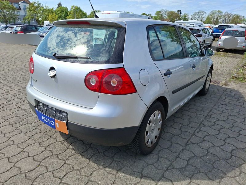 Volkswagen Golf V 1.4 Trendline — zdjęcie 5