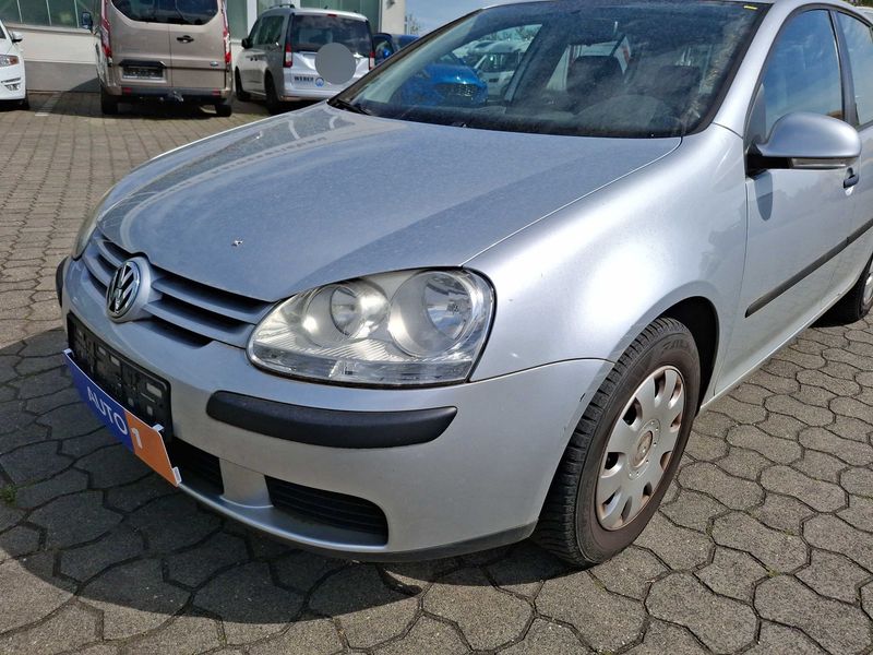 Volkswagen Golf V 1.4 Trendline — zdjęcie 2