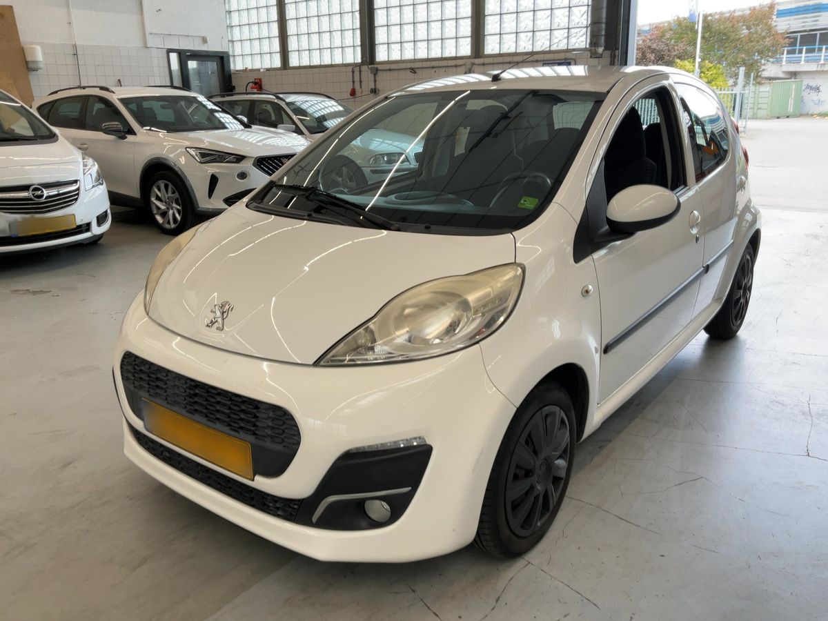 Peugeot 107 2012