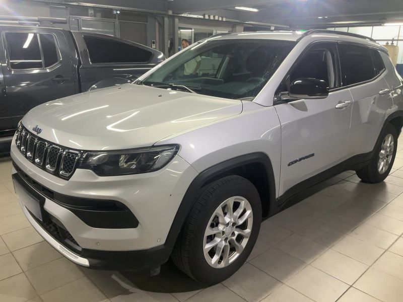 Jeep Compass 1.3 4xe Plug-in Hybrid Limited — zdjęcie 2