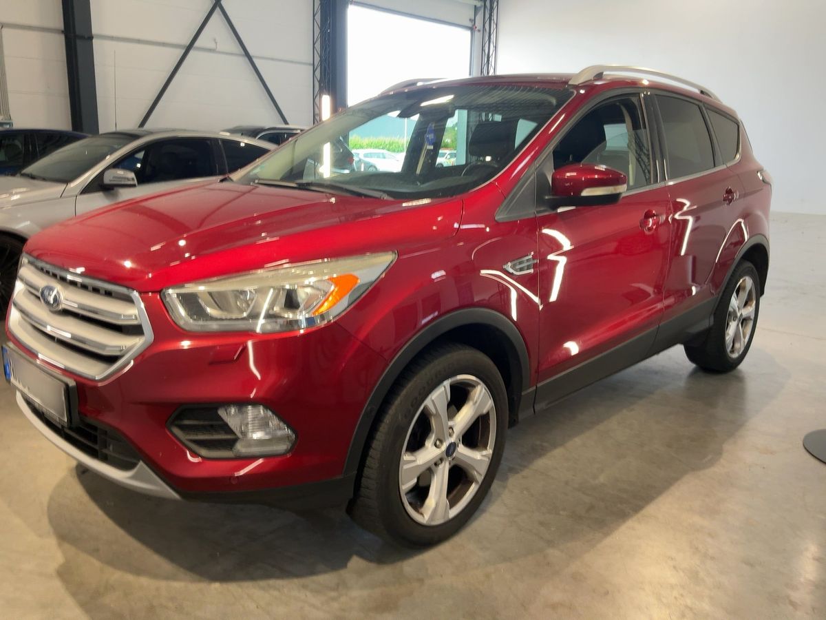 Ford Kuga 2017 — photo 1