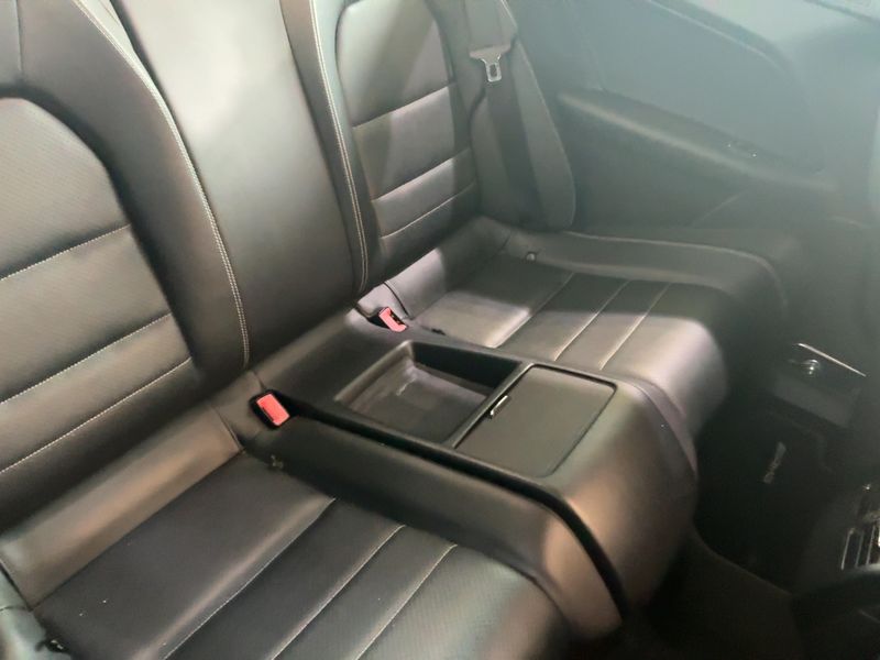 Mercedes-Benz E-Klasse E 250 CGI BlueEfficiency Avantgarde — zdjęcie 14