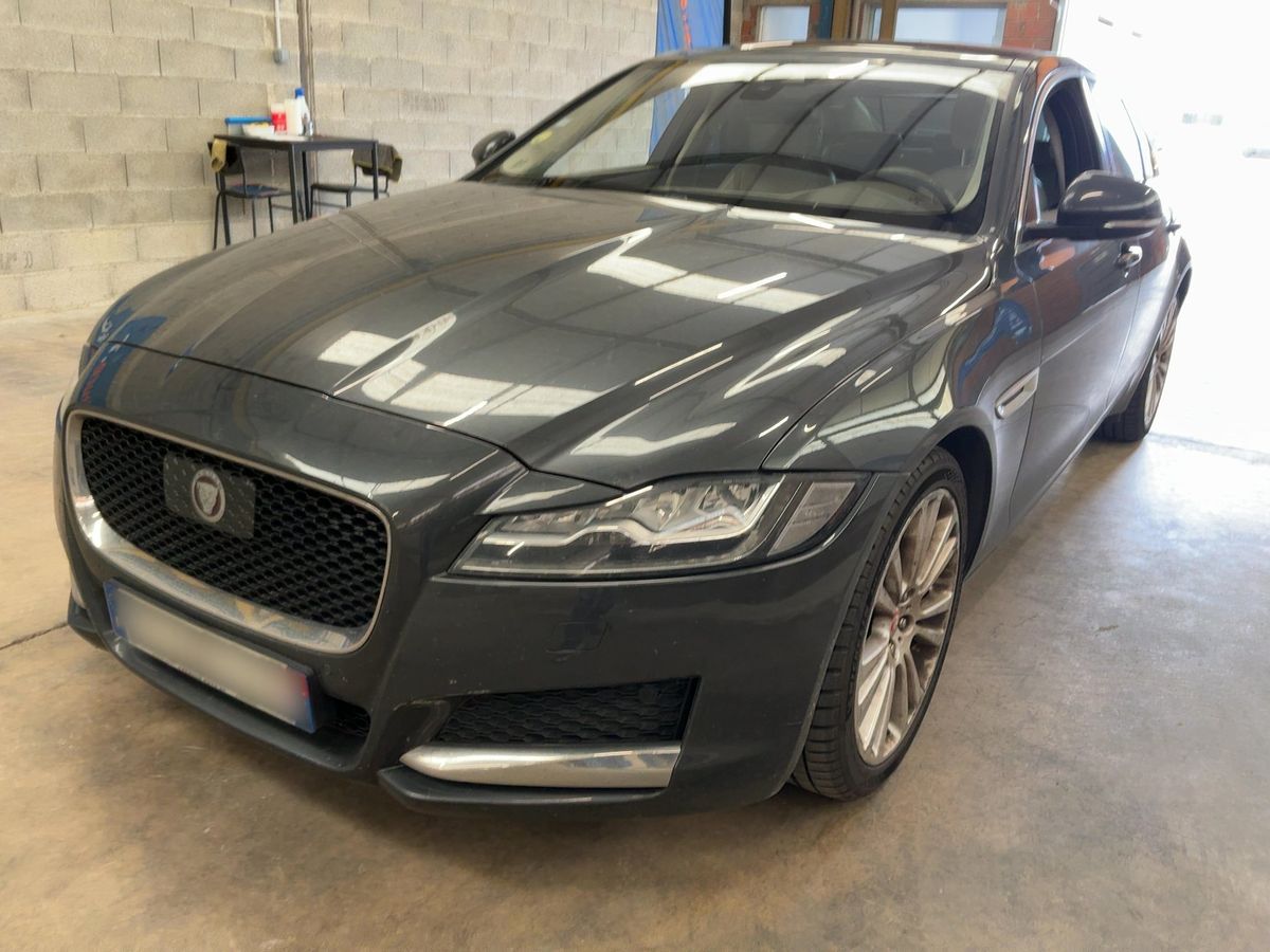 Jaguar XF 2016