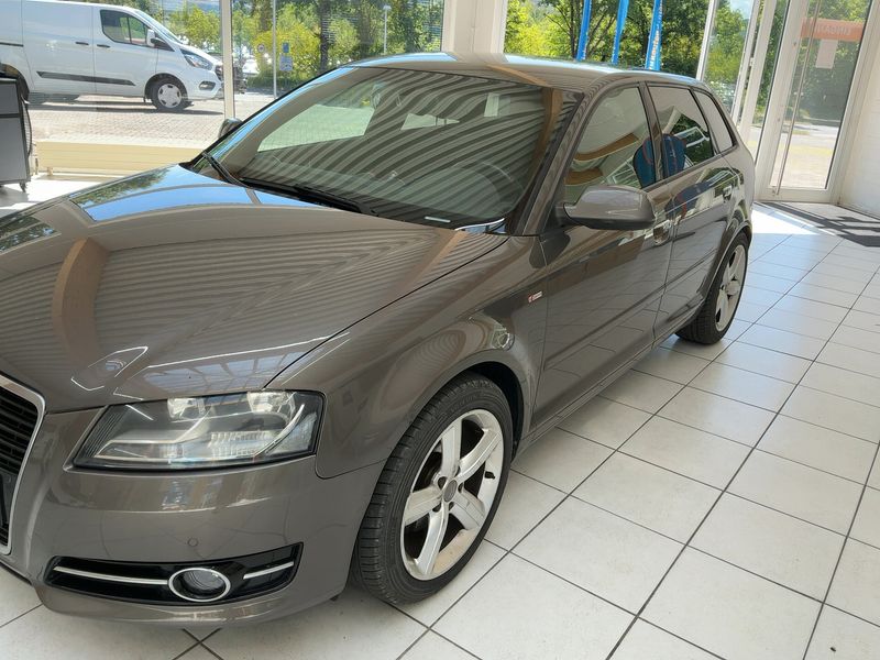 Audi A3 Sportback 2.0 TDI S line Sportpaket plus — zdjęcie 2