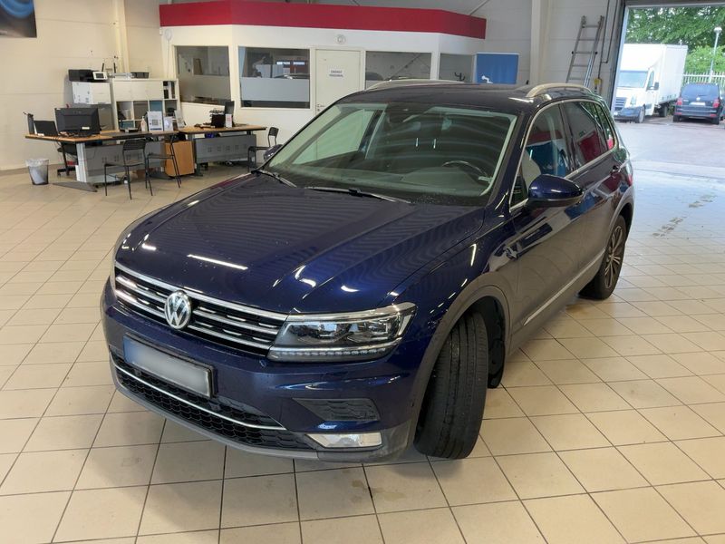 Volkswagen Tiguan 2.0 TDI Highline 4Motion BlueMotion Tech — zdjęcie 1