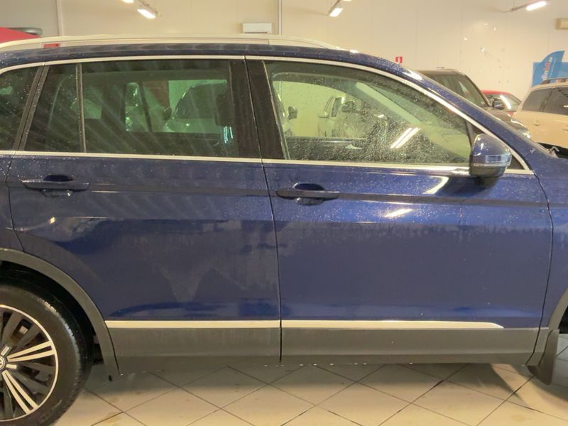 Volkswagen Tiguan 2.0 TDI Highline 4Motion BlueMotion Tech — zdjęcie 7
