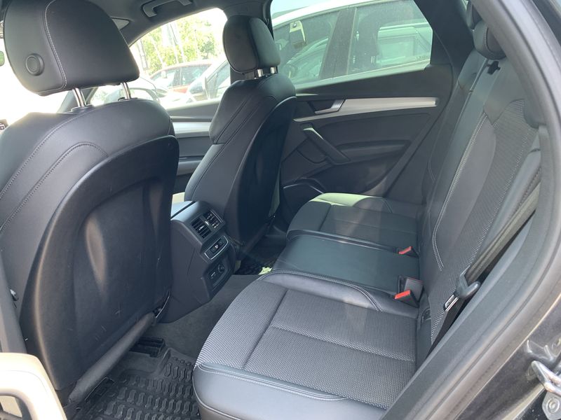 Audi Q5 Sportback 40 TDI Mild-Hybrid quattro S line — zdjęcie 14