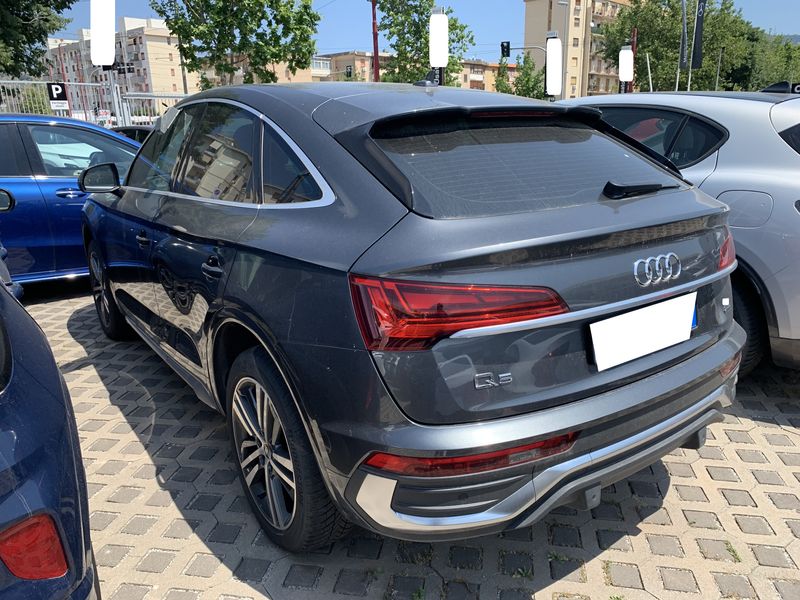 Audi Q5 Sportback 40 TDI Mild-Hybrid quattro S line — zdjęcie 3
