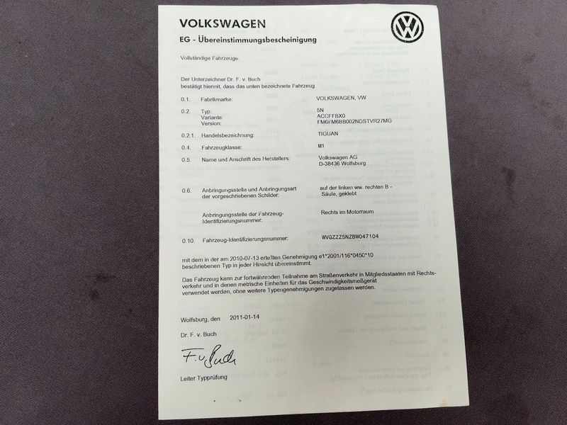 Volkswagen Tiguan 2.0 TDI Team BlueMotion Tech — zdjęcie 16