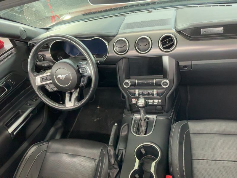 Ford Mustang 5.0 Ti-VCT V8 GT Convertible — zdjęcie 12