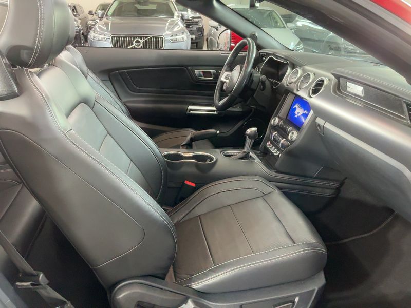 Ford Mustang 5.0 Ti-VCT V8 GT Convertible — zdjęcie 11