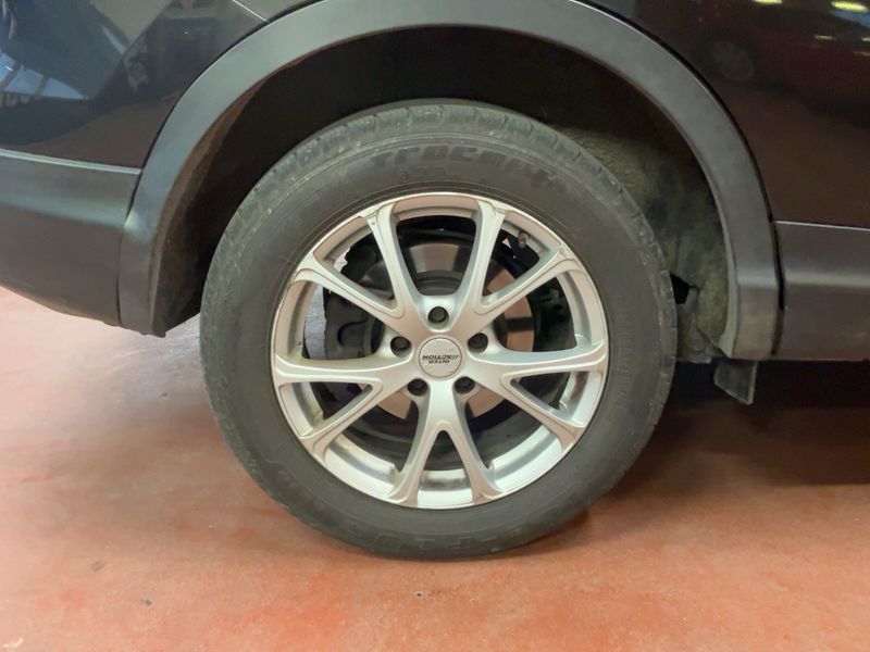 Nissan Qashqai 1.6 dCi Black Edition 2017 – снимка 9