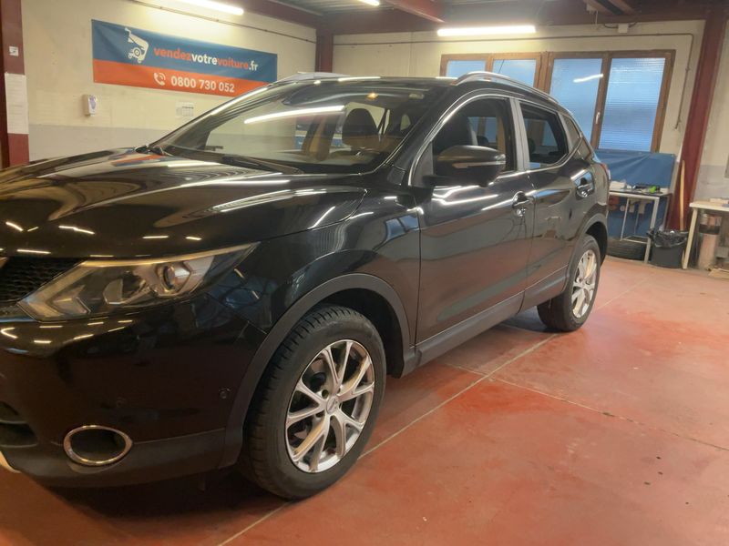 Nissan Qashqai 1.6 dCi Black Edition — zdjęcie 2
