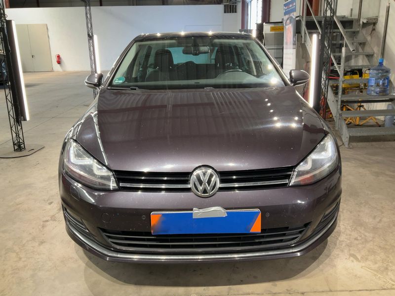 Volkswagen Golf VII 2.0 TDI Lounge BlueMotion Tech 2015 – снимка 14