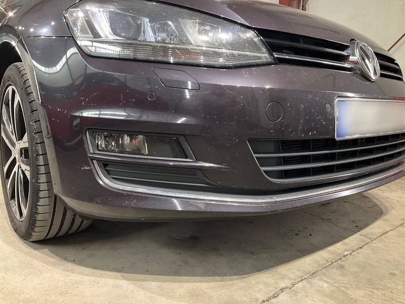 Volkswagen Golf VII 2.0 TDI Lounge BlueMotion Tech 2015 – снимка 31