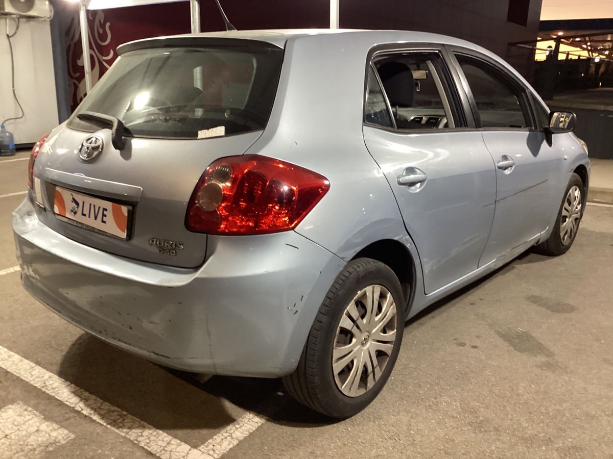 Toyota Auris 2.0 D-4D Luna
