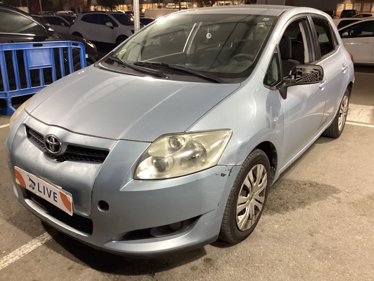 Toyota Auris 2.0 D-4D Luna