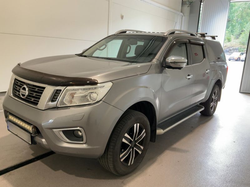 Nissan NP300 Pick-up 2.3 dCi Tekna Double Cab 4x4