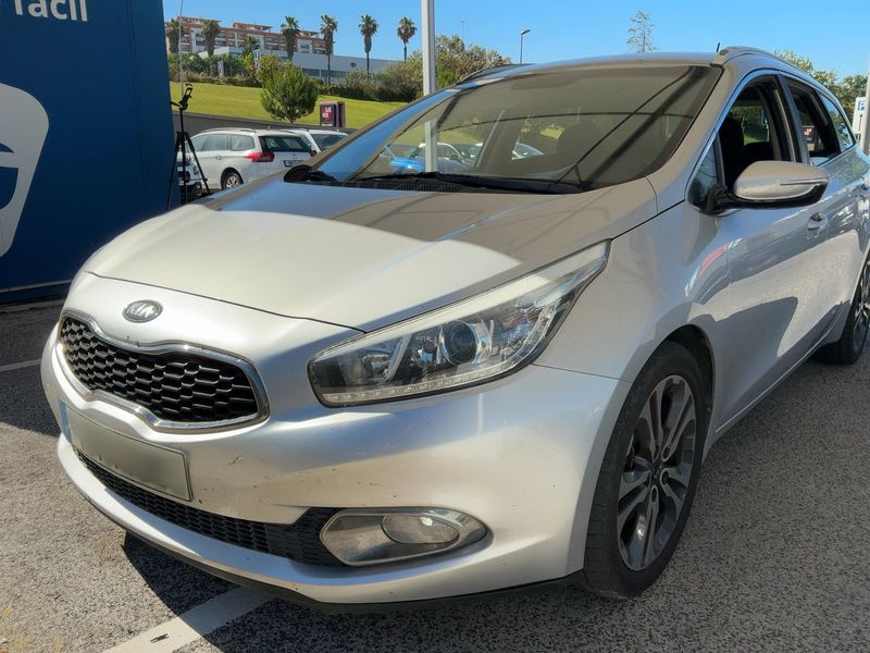 Kia cee'd 1.6 CRDi Spirit — zdjęcie 2