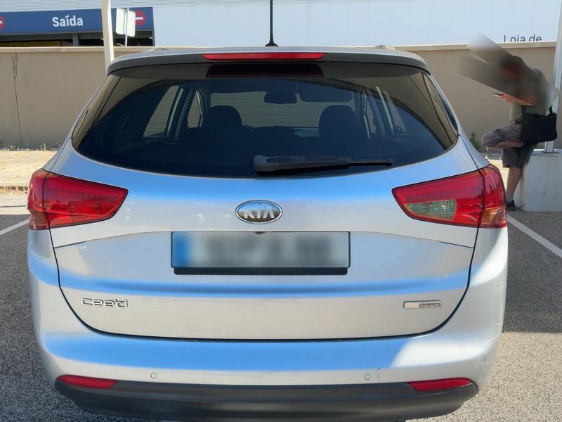 Kia cee'd 1.6 CRDi Spirit — zdjęcie 5