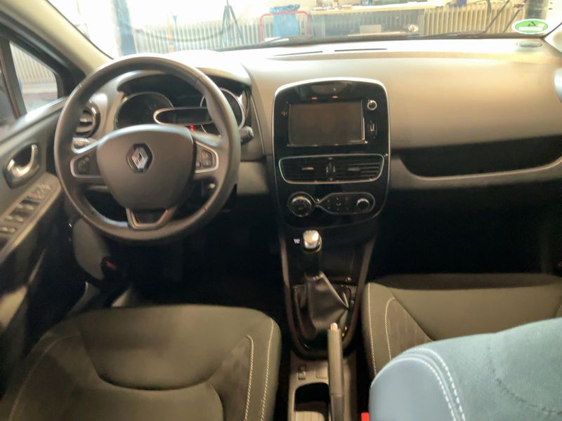 Renault Clio 0.9 TCe Limited 2019 – снимка 17