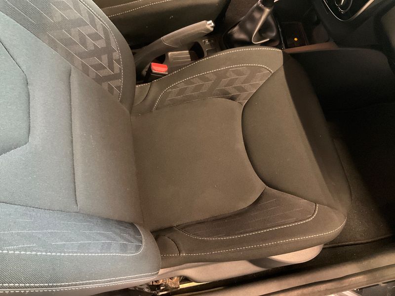 Renault Clio 0.9 TCe Limited 2019 – снимка 29