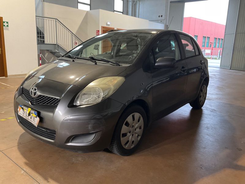Yaris 1.33 Dual VVT-i Sol