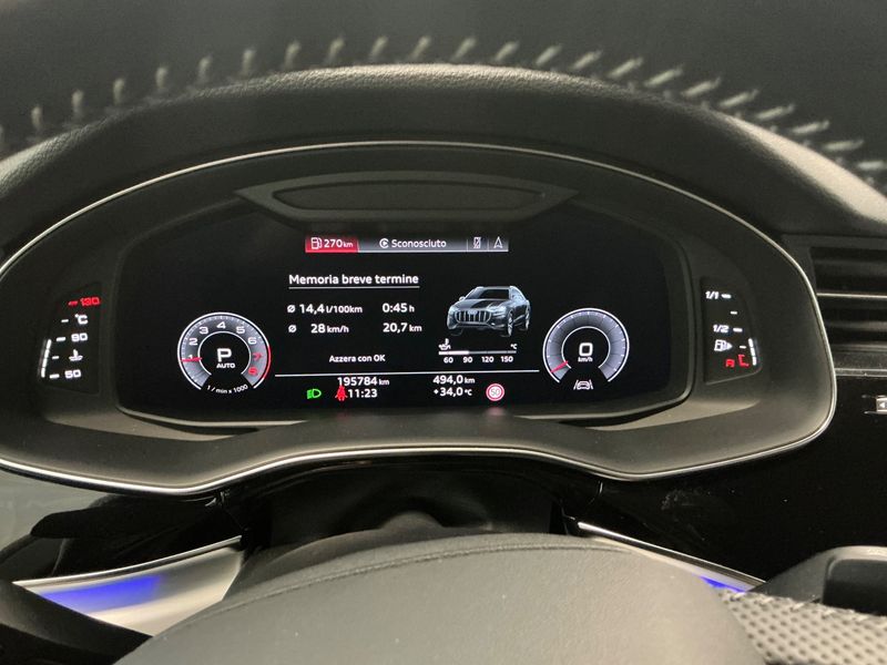 Audi Q8 55 TFSI Mild-Hybrid quattro sport — zdjęcie 13