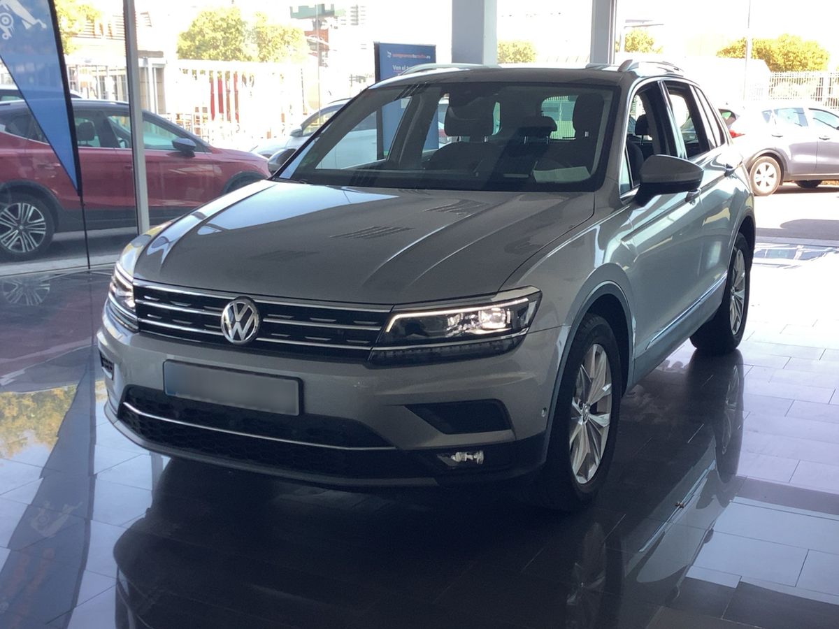 Volkswagen Tiguan 2019 — photo 1