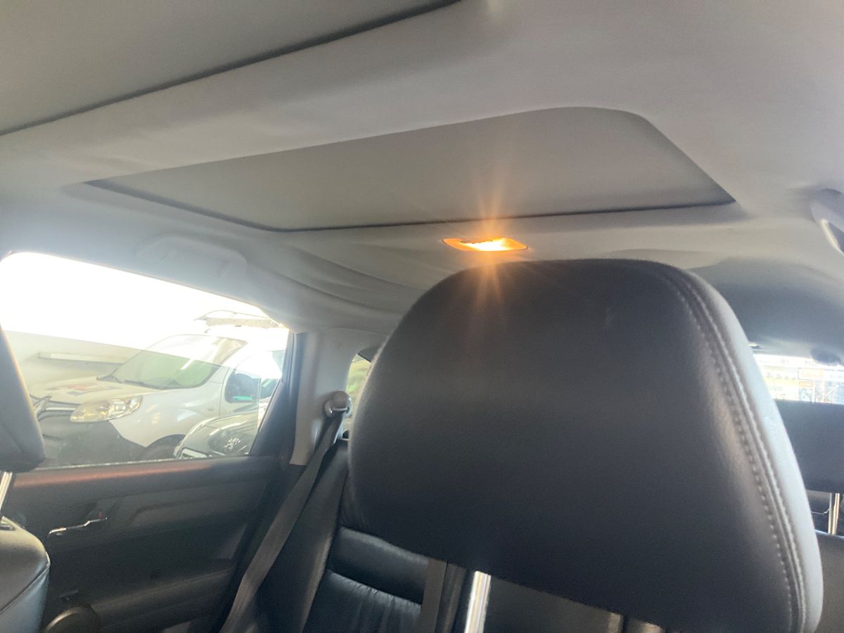 Honda CR-V 2011 — photo 35