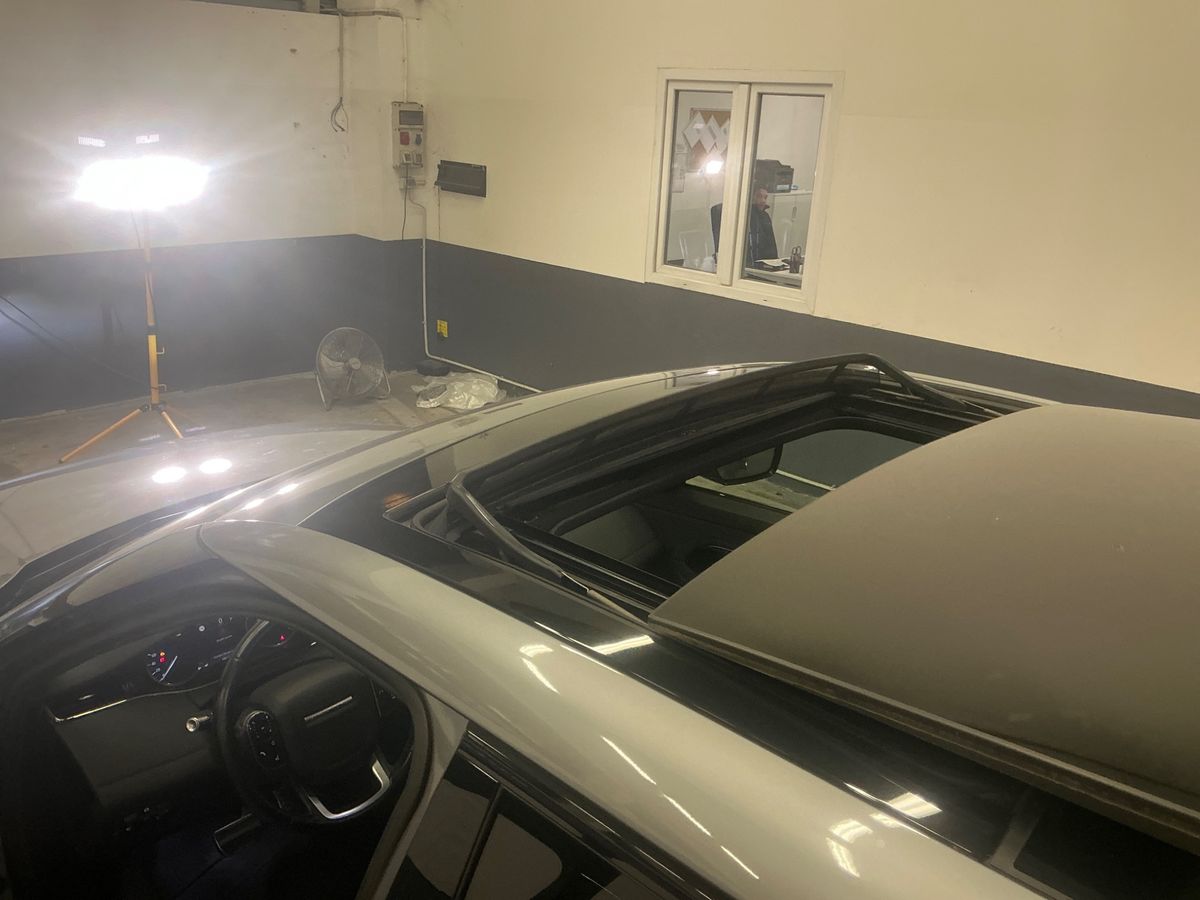 Land Rover 2020 — photo 24