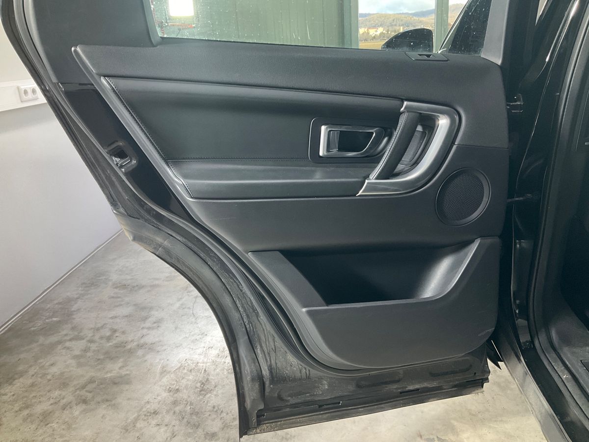 Land Rover 2017 — photo 39