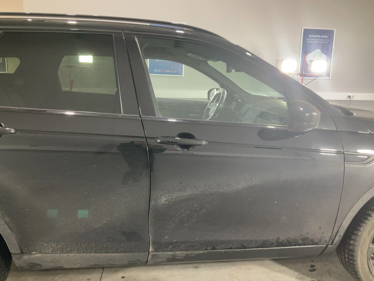 Land Rover 2017 — photo 11