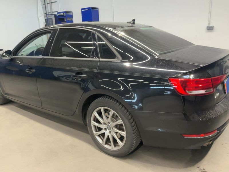 Audi A4 1.4 TFSI ACT — zdjęcie 3