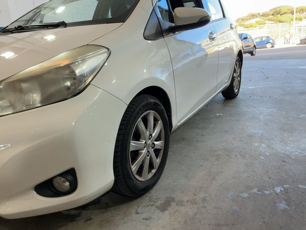 Toyota Yaris 1.0 VVT-i Active