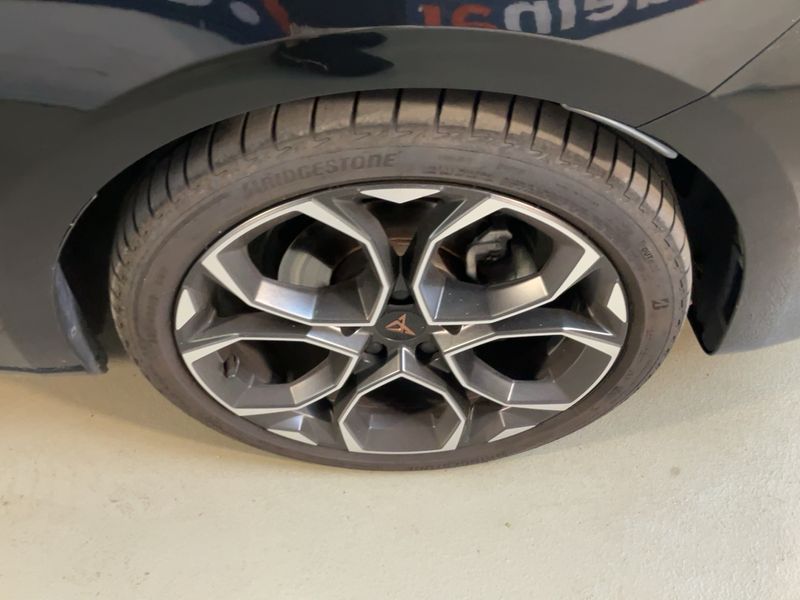 Cupra Leon 2.0 TDI 2024 – снимка 11