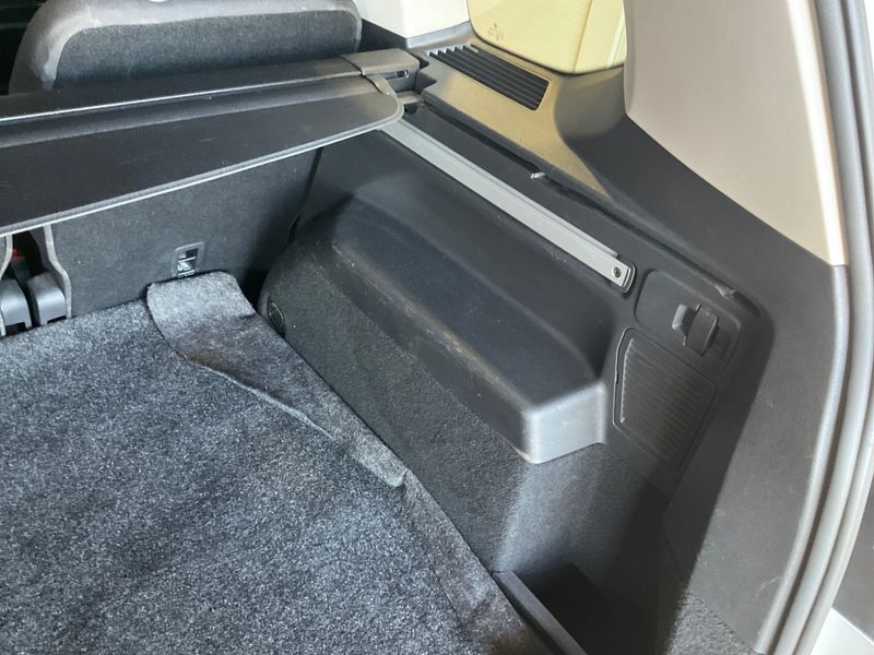Volkswagen Touran 1.6 TDI Comfortline BlueMotion Tech 2016 – снимка 28