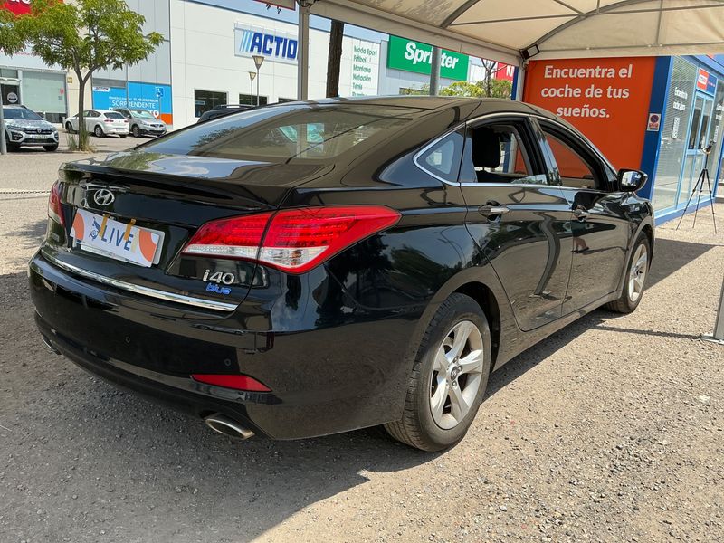 Hyundai i40 1.7 CRDi Tecno Blue — zdjęcie 2