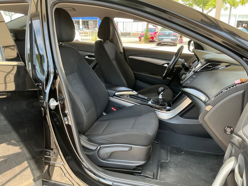 Hyundai i40 1.7 CRDi Tecno Blue — zdjęcie 3