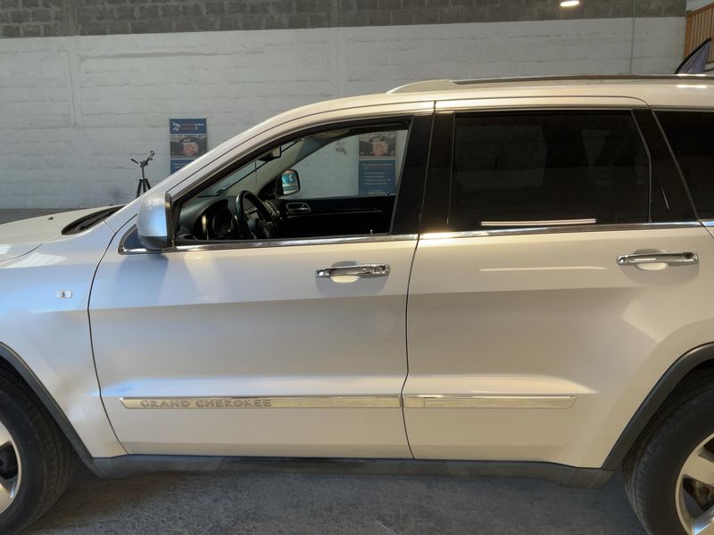 Jeep Grand Cherokee 3.0 CRD Limited — zdjęcie 4